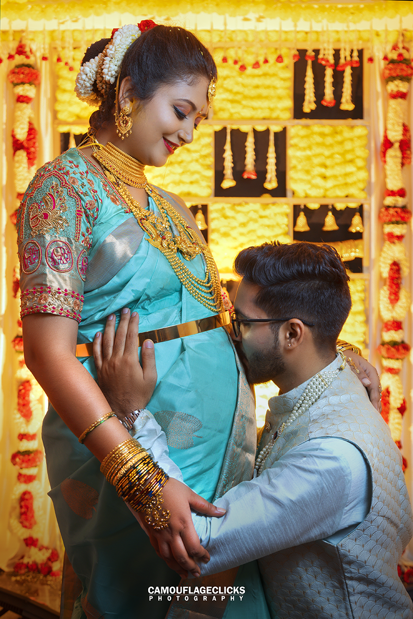 baby shower candid photo poses