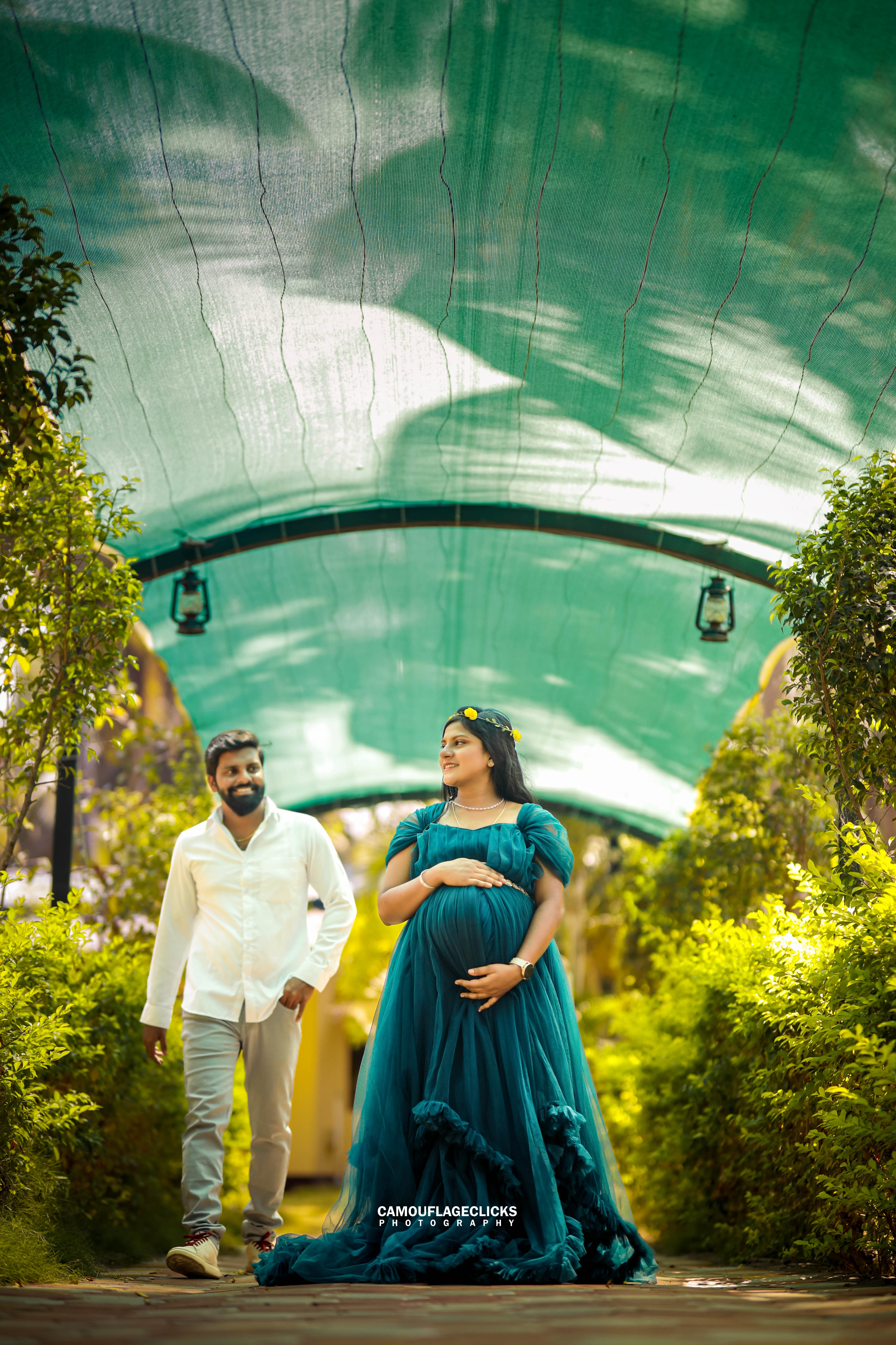 Maternity photoshoots Pregnancy photography Parenthood portraits Expecting couple Maternity love story Anticipating parenthood Radiant pregnancy Cherishing maternity moments Maternity photography session Pregnancy memories