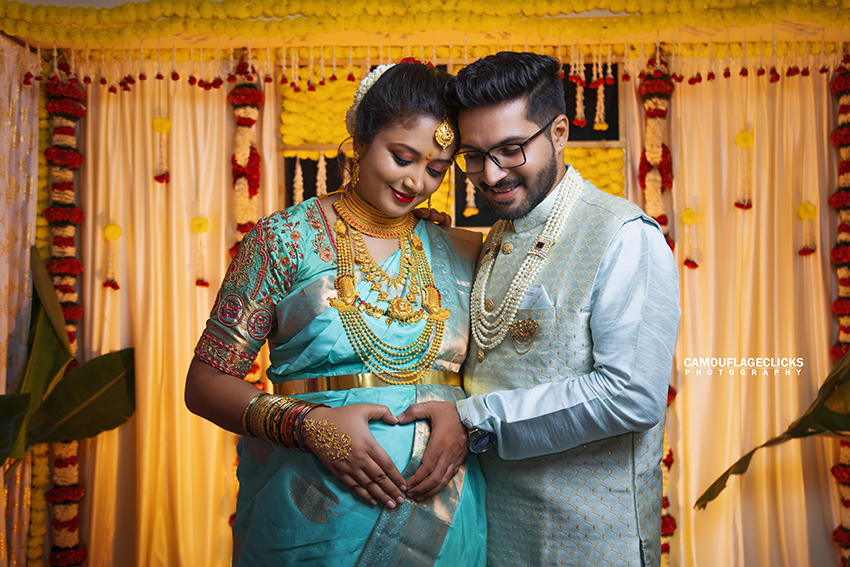 baby shower candid photo poses