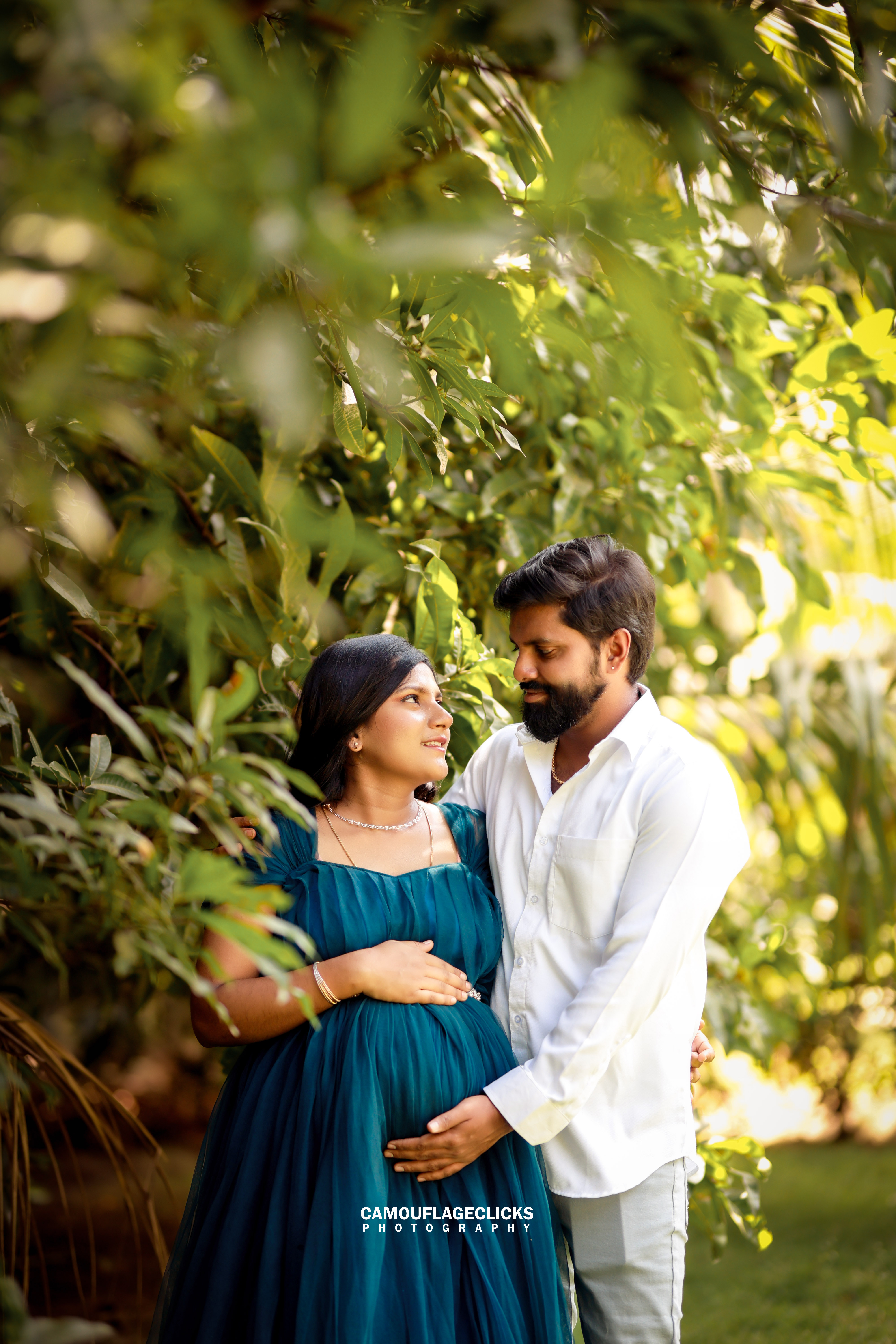 Maternity photoshoots Pregnancy photography Parenthood portraits Expecting couple Maternity love story Anticipating parenthood Radiant pregnancy Cherishing maternity moments Maternity photography session Pregnancy memories