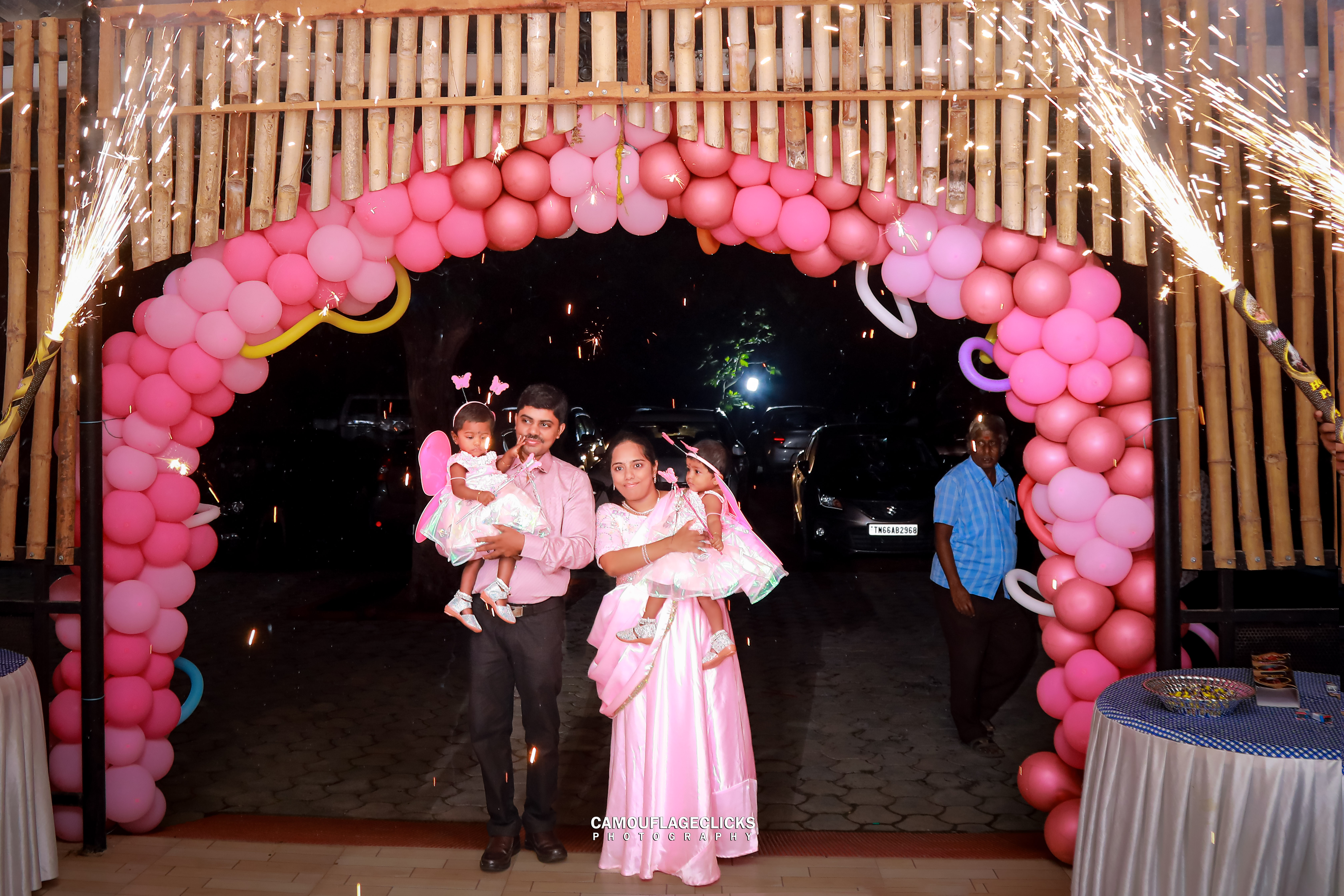 Shriyanshi & Shreeyanvi , Sanjeev Daughter, Birthday Photoshoot, Candid Photography 