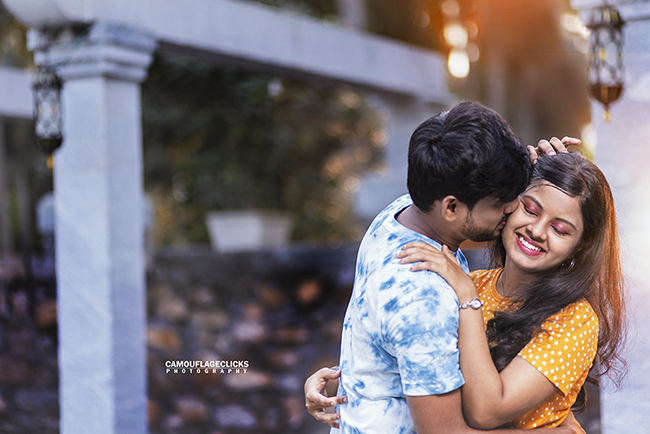 prewedding photoshoot poses for couples