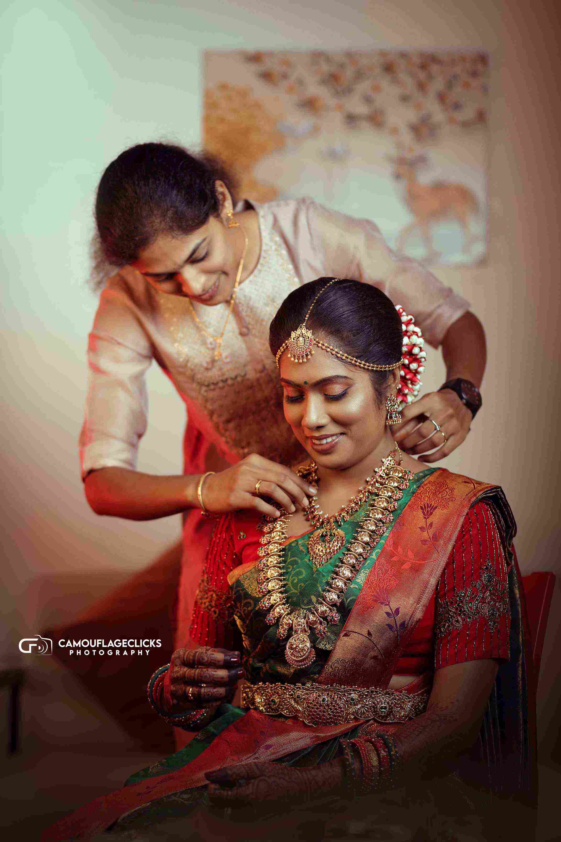 candid wedding photography